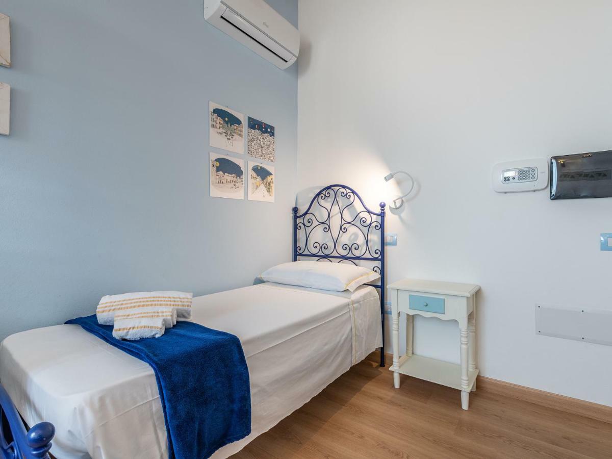 "Bea'S Terrace" - Private Jacuzzi And Panoramic Rooftop In The City Centre Cagliari Exterior foto